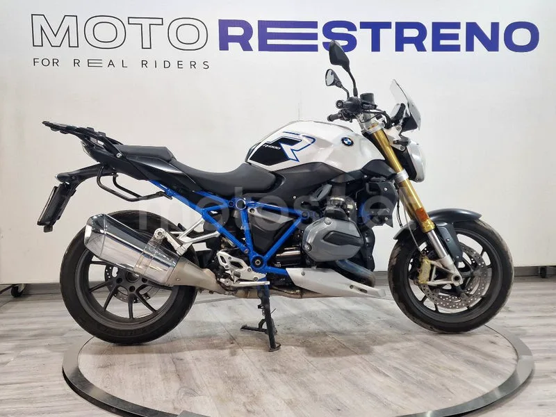 BMW R 1200 R – Vista 7