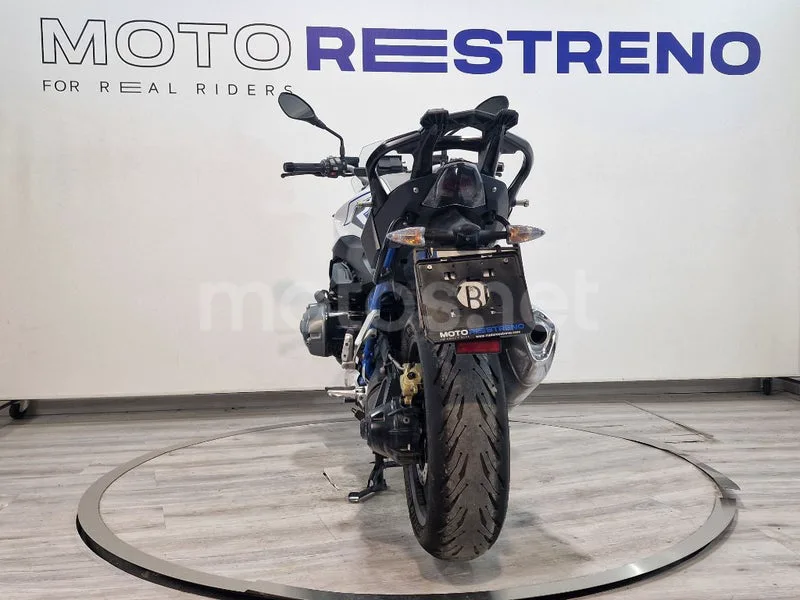 BMW R 1200 R – Vista 9