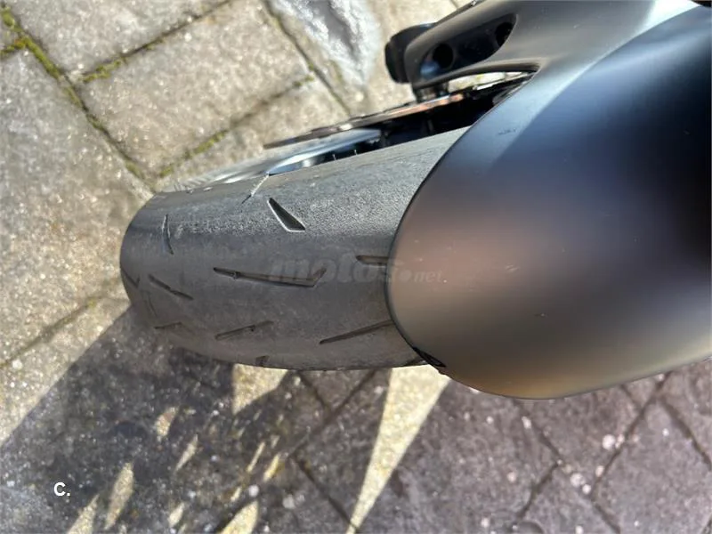 Ducati Panigale V2 – Vista 5