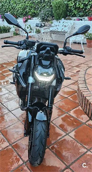 BMW F 900 R – Vista 4