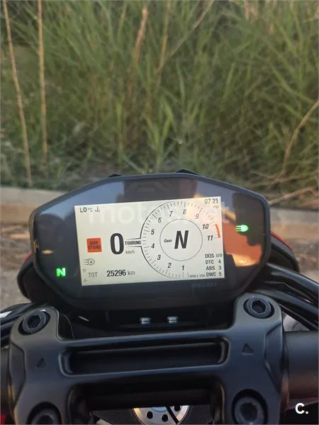 Ducati Hypermotard – Vista 9