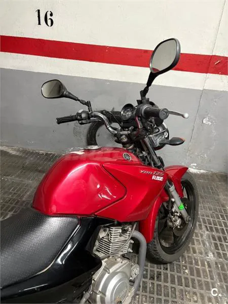 Yamaha YBR 125 – Vista 2