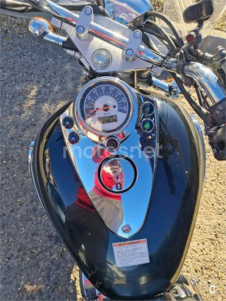 Suzuki Intruder 250 – Vista 3