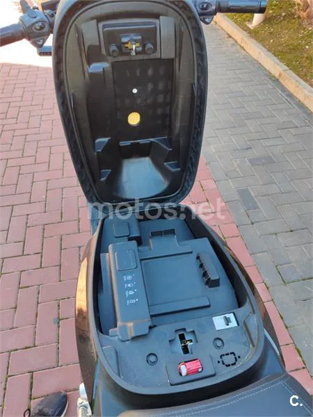 Super Soco CPX - Vista 5