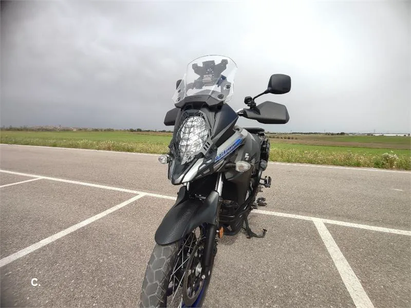 Suzuki V-Strom 650 XT – Vista 4