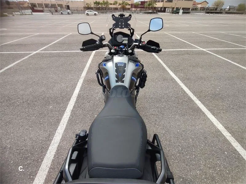 Suzuki V-Strom 650 XT – Vista 5