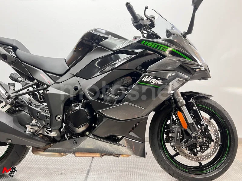 Kawasaki Ninja 1100 SX – Vista 3