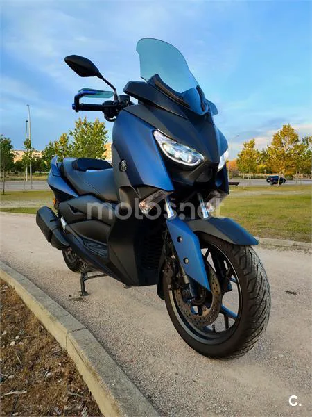 Yamaha XMAX 300 – Vista 13