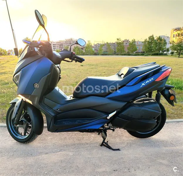 Yamaha XMAX 300 – Vista 14