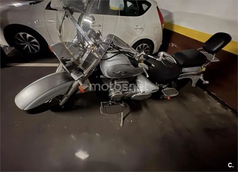 Suzuki Intruder C800 – Vista 4