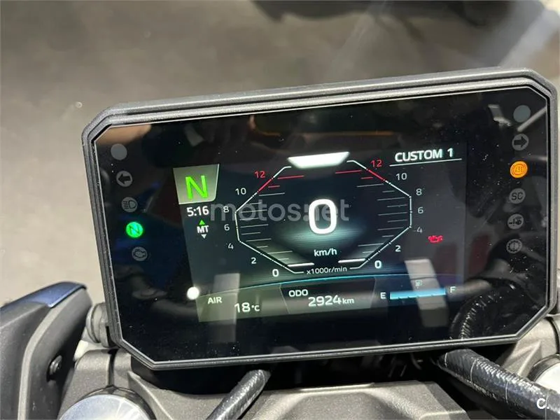 Yamaha MT-09 – Vista 7