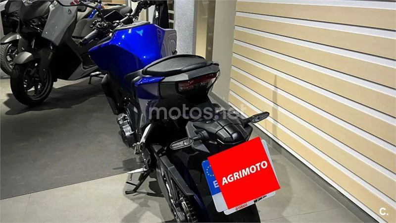Yamaha MT-09 – Vista 8