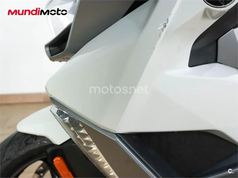 BMW C 400 GT – Vista 17
