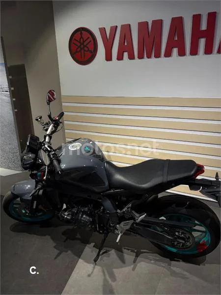 Yamaha MT-09 – Vista 9