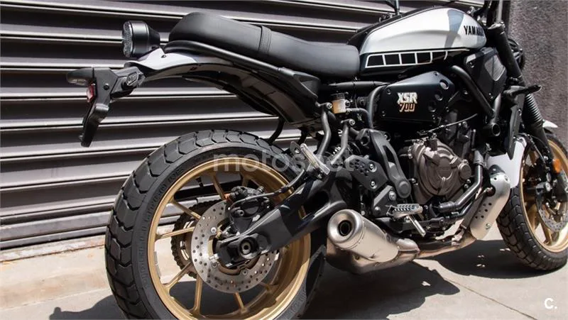 Yamaha XSR 700 – Vista 6