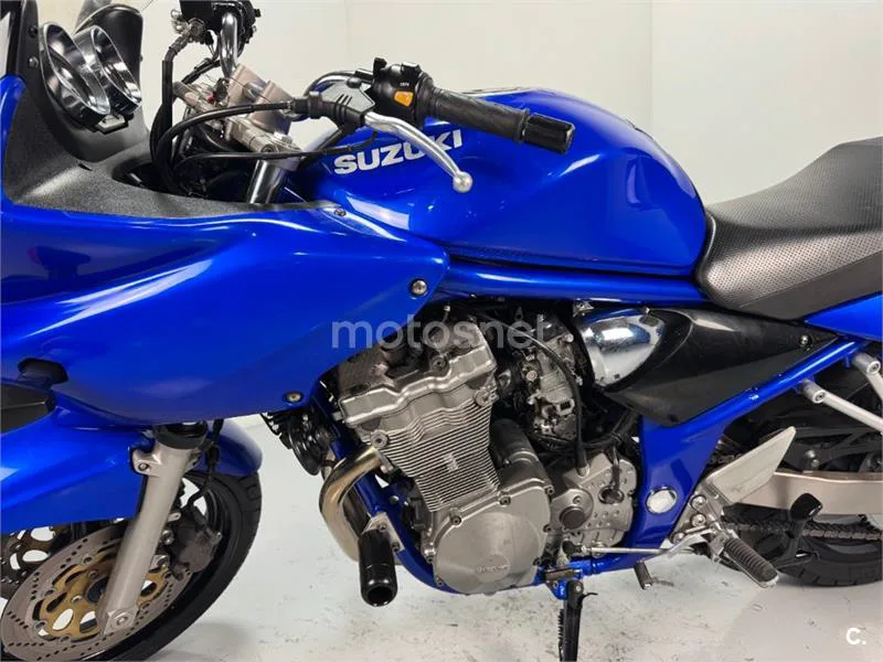 Suzuki Bandit 600 S – Vista 16