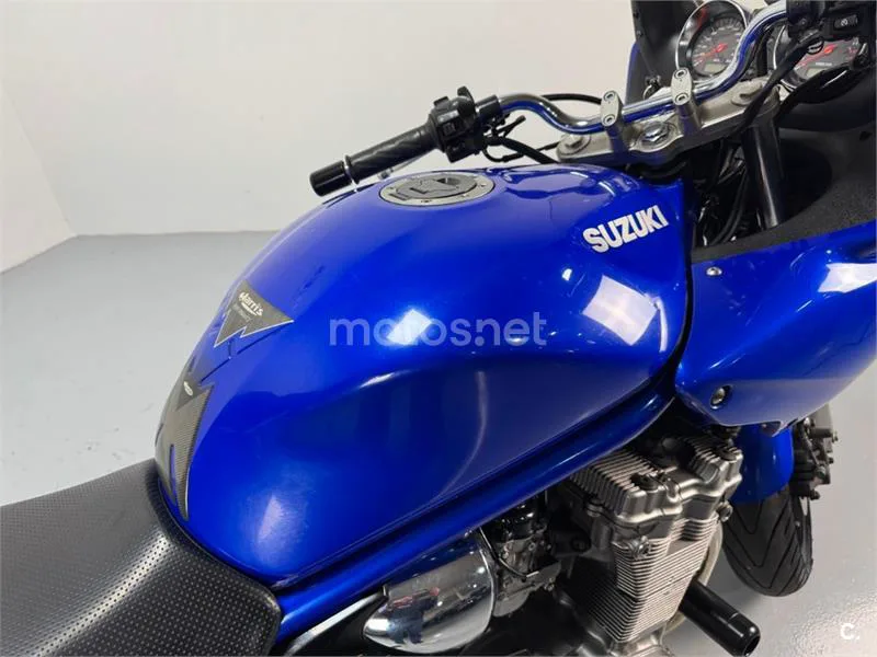 Suzuki Bandit 600 S – Vista 9