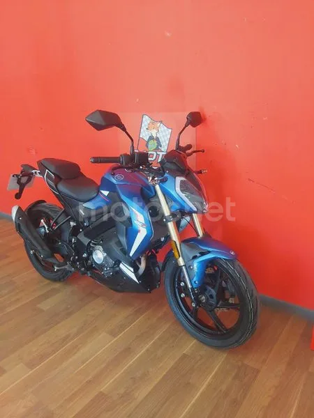 Keeway RKF 125 - Vista 13
