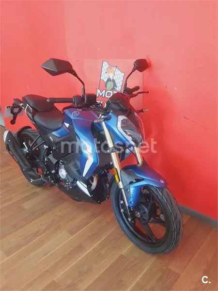 Keeway RKF 125 – Vista 4