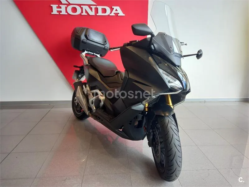 Honda Forza 750 – Vista 5