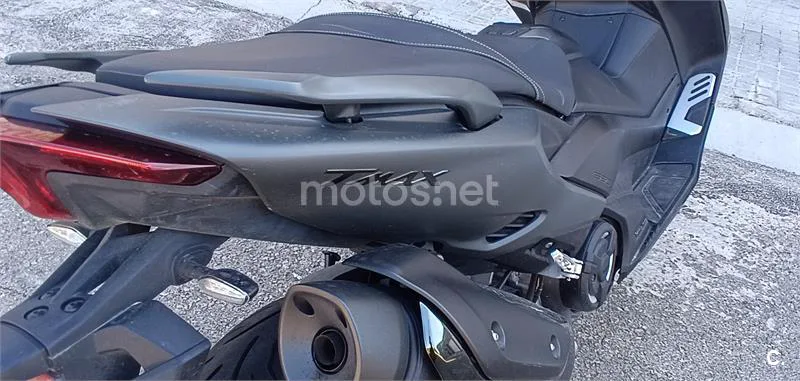 Yamaha TMAX 560 – Vista 4