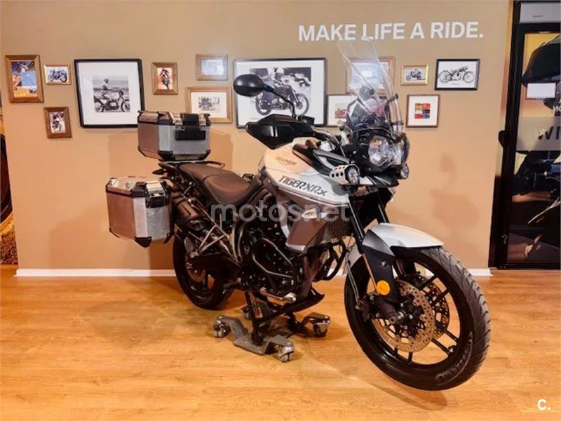 Triumph Tiger 800 XR – Vista 4