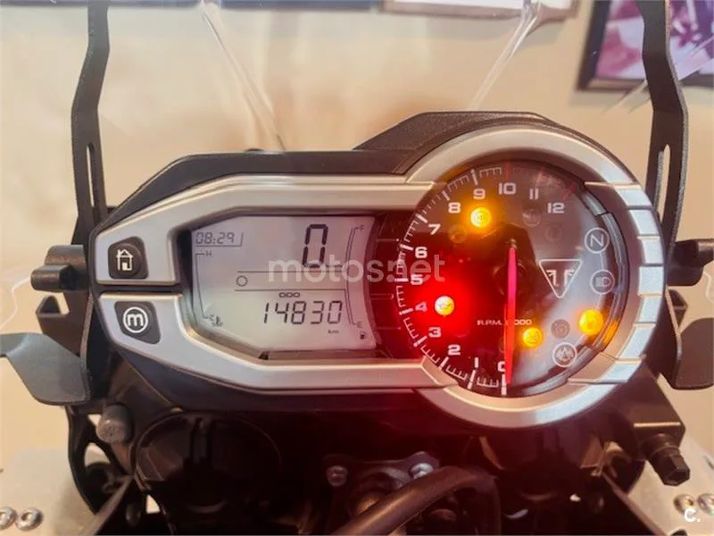 Triumph Tiger 800 XR – Vista 6