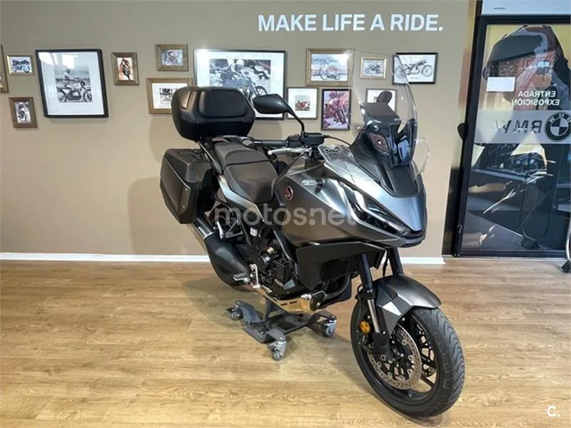 Honda NT1100 – Vista 4