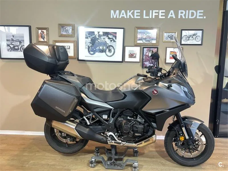 Honda NT1100 – Vista 5