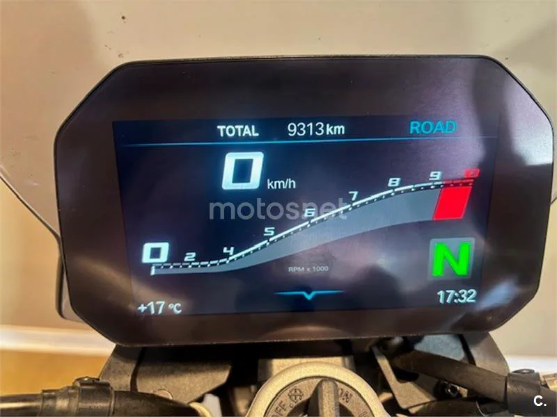 BMW F 900 R – Vista 6