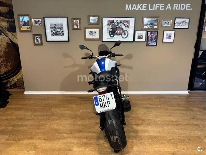 BMW F 900 R – Vista 7
