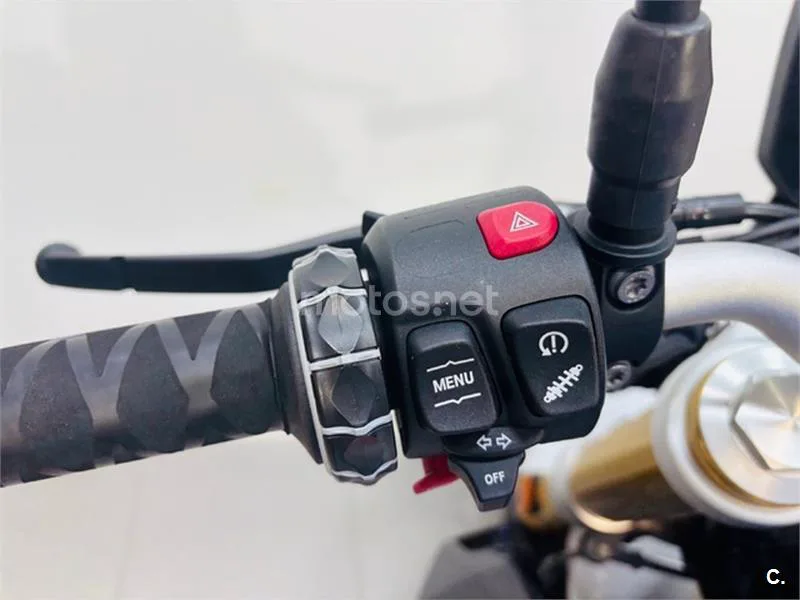 BMW F 900 R – Vista 8