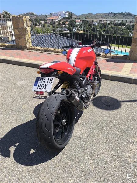Ducati Monster 1100 Evo – Vista 11
