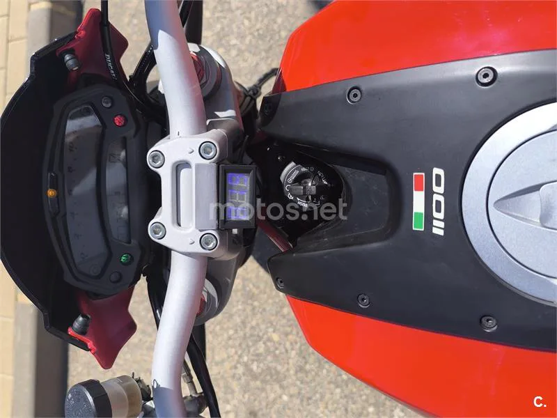 Ducati Monster 1100 Evo – Vista 14