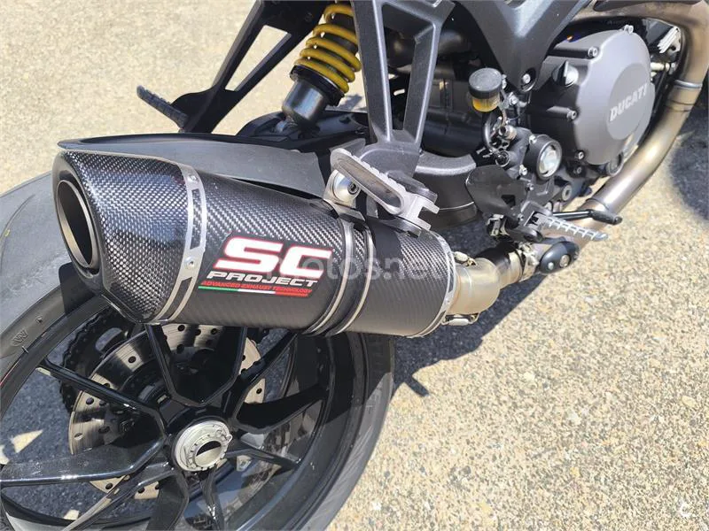 Ducati Monster 1100 Evo – Vista 4