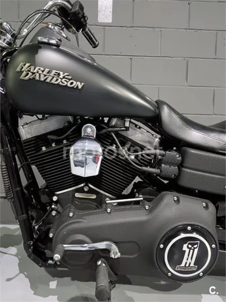 Harley-Davidson Dyna Street Bob – Vista 4