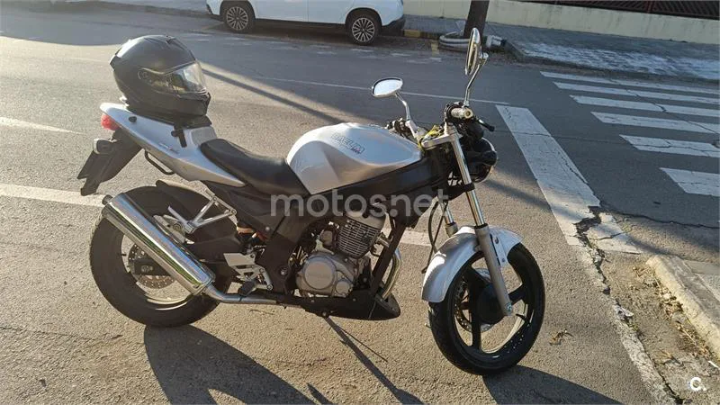 Daelim Roadwin 125 – Vista 2