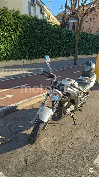 Daelim Roadwin 125 – Vista 3