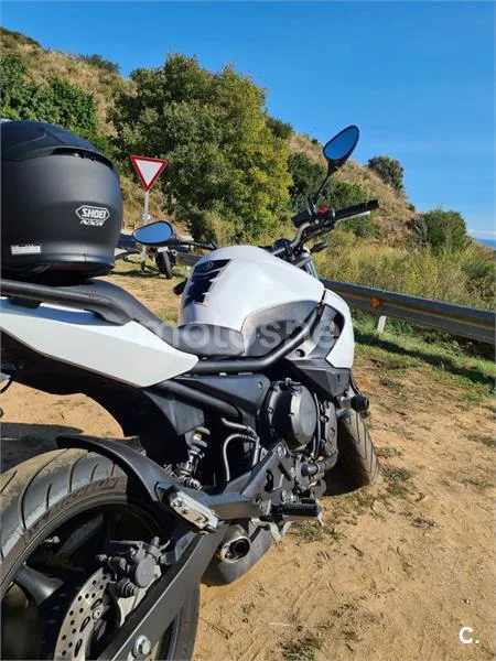 Yamaha XJ6 Diversion N – Vista 2