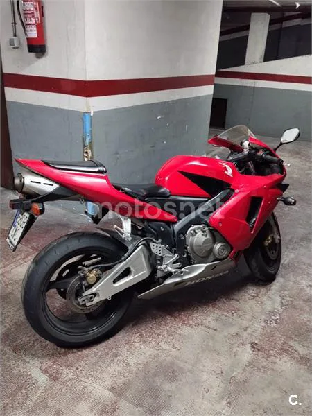 Honda CBR600RR 3800 € 2004 Barcelona - 2