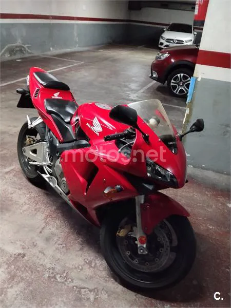 Honda CBR600RR - Vista 3
