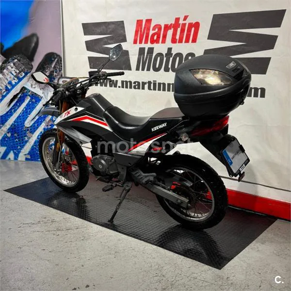 Keeway TX 125 S – Vista 10