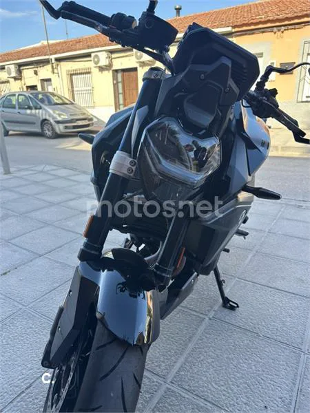 BMW F 900 R – Vista 4