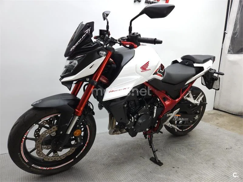 Honda CB 750 Hornet – Vista 19