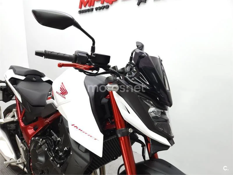 Honda CB 750 Hornet – Vista 3