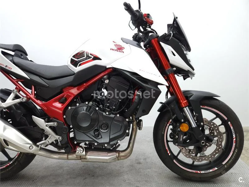 Honda CB 750 Hornet – Vista 6