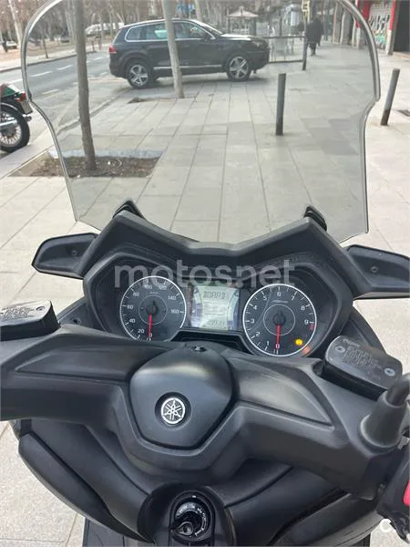Yamaha XMAX 300 – Vista 5