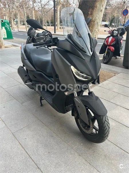 Yamaha XMAX 300 – Vista 8