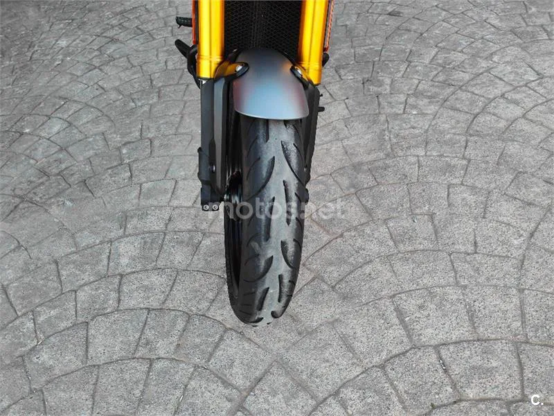 Triumph Speed 400 – Vista 3
