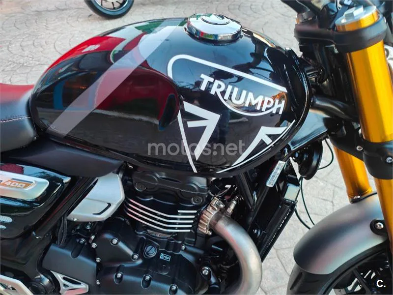 Triumph Speed 400 – Vista 6